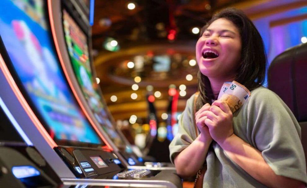Cách nhận quân huy free nhanh chóng và an toàn mới nhất hiện nay